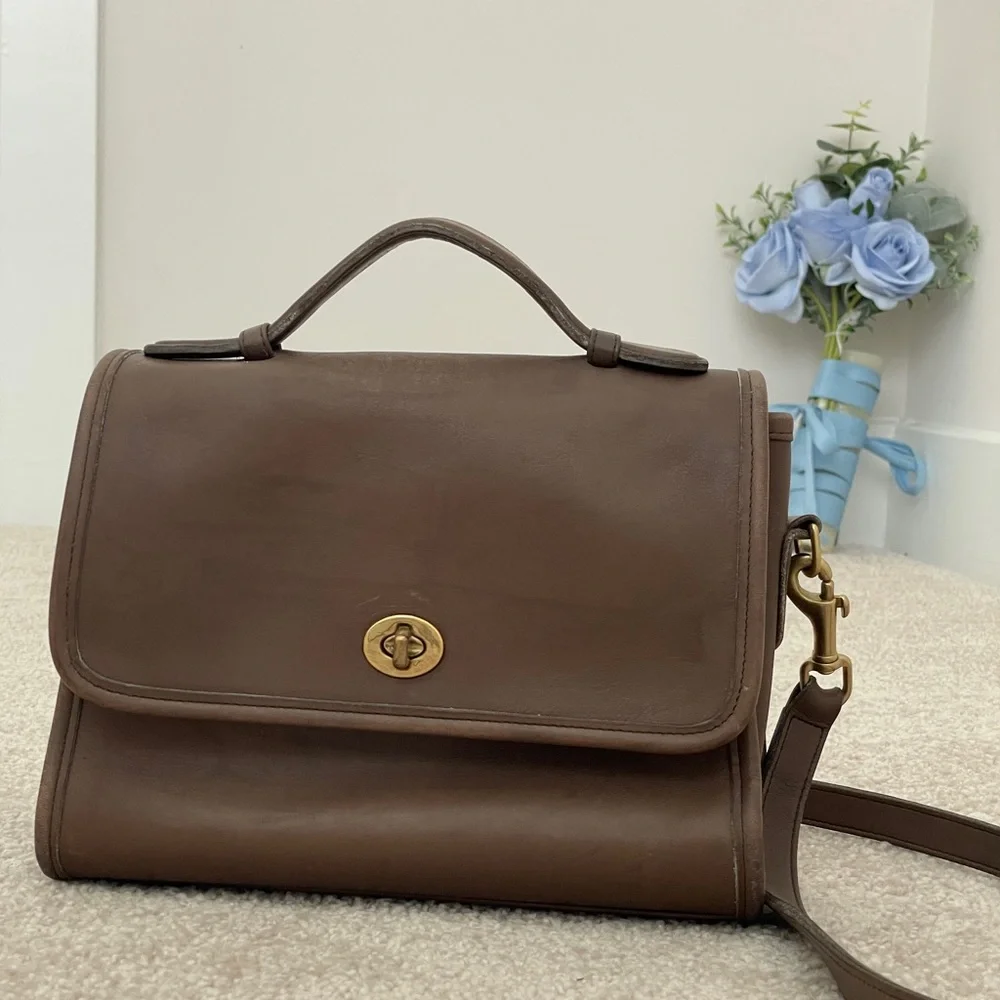Coach vintage mocha brown leather court bag 9870